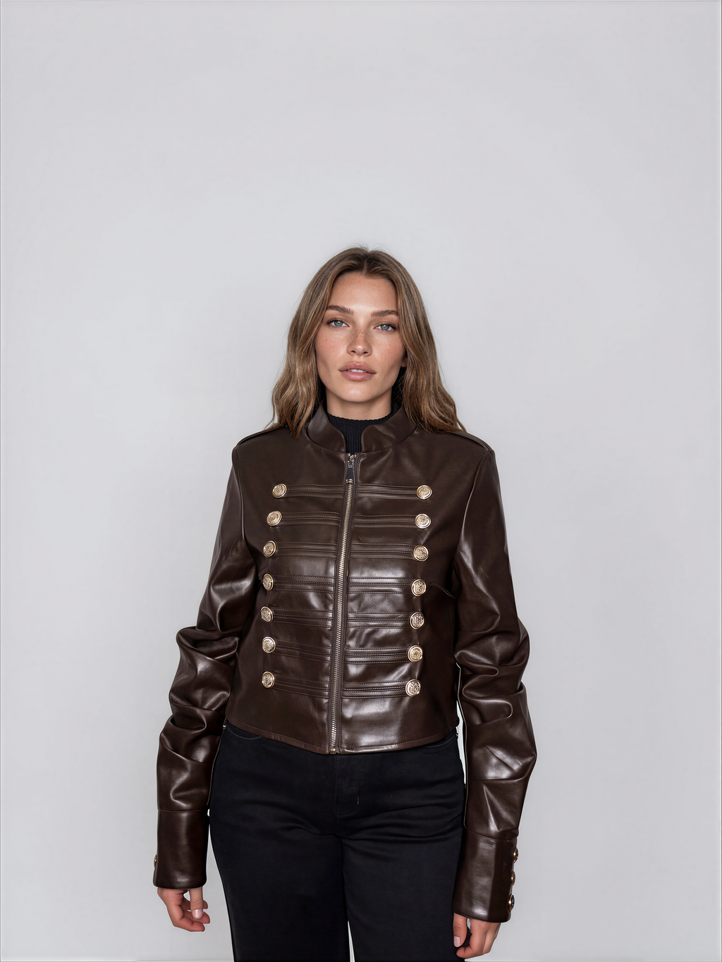 CHAQUETA AVELLANA