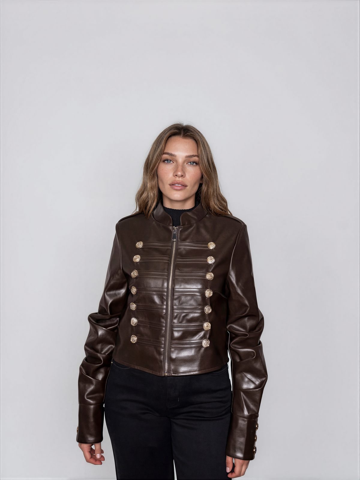 CHAQUETA AVELLANA
